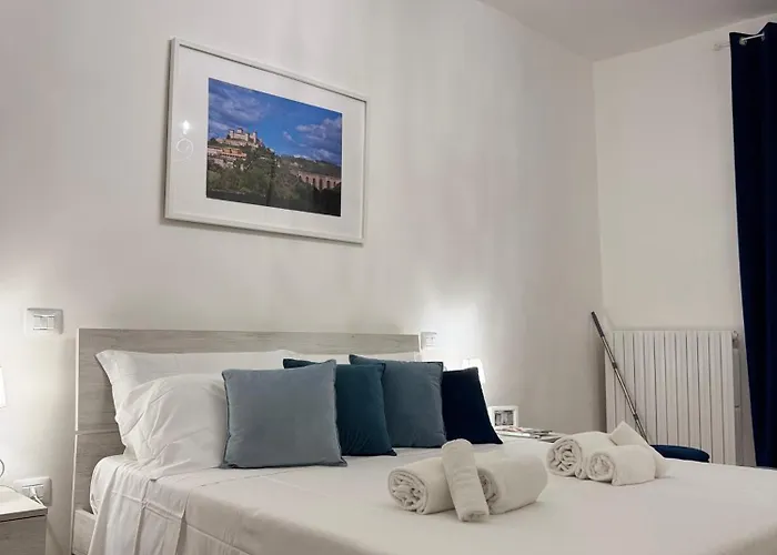 Palazzo Monterone * 스폴레토